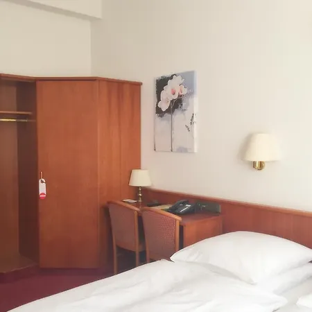 Bismarck Hotel Dusseldorf