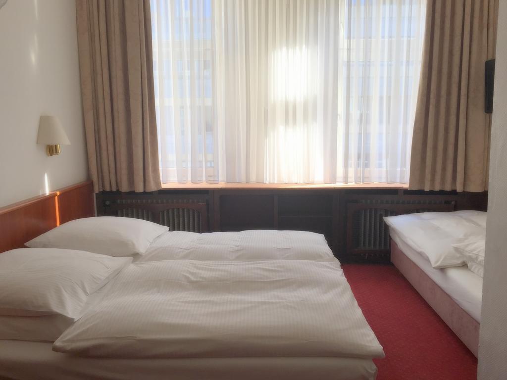 Bismarck Hotel 3*